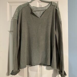 Women's Green Lace Shoulder Top